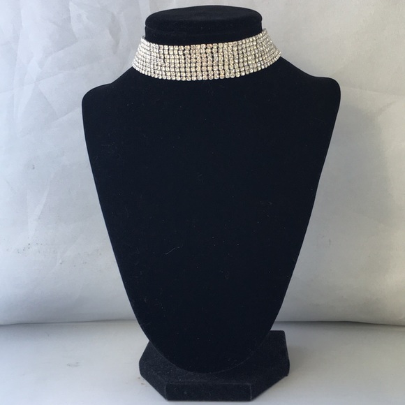 Jewelry - New! Rhinestone Choker Necklace